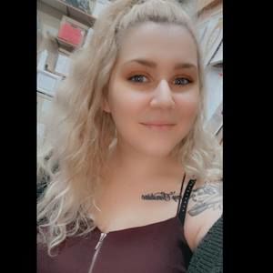 Meet your Posher, Alyssa